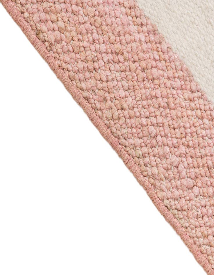 Detail image of 2' 2 x 3' 3  Hand Woven Jill Zarin Hamptons Rug