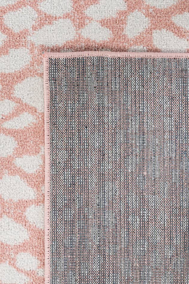 Detail image of 5' x 7' 10 Kamala Washable Rug