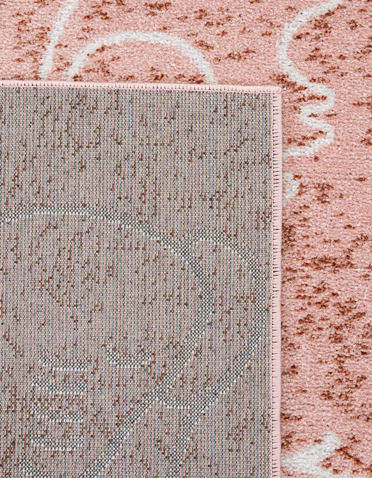 Detail image of 5' 2 x 8' Kamala Washable Rug