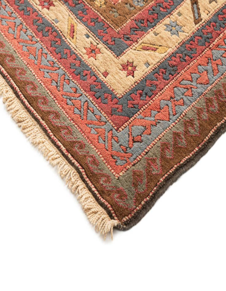 Detail image of 5' 2 x 7' 10 Hand Knotted Kars Wool Rug