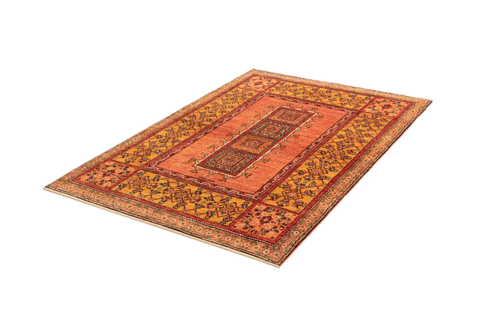 3' 8 x 5' 5 Kashkuli Wool Rug