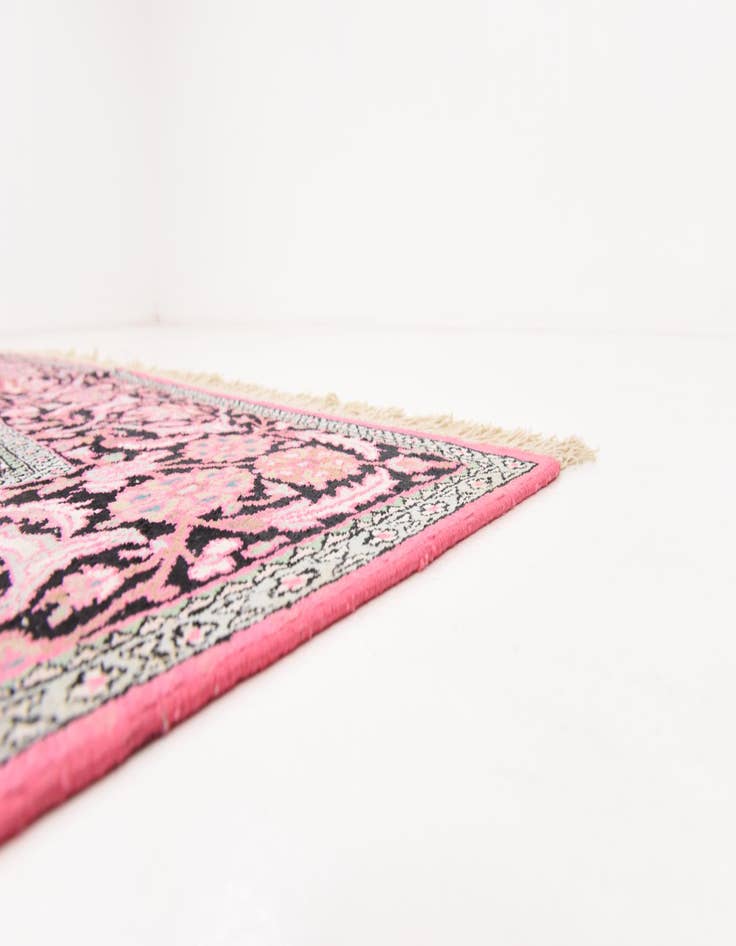 Detail image of 7' 9 x 11' Hand Knotted Kashmir Oriental Rug