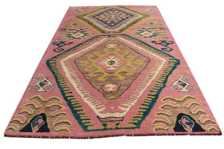 Detail image of 6' 5 x 9' 9 Hand Knotted Kazak Rug