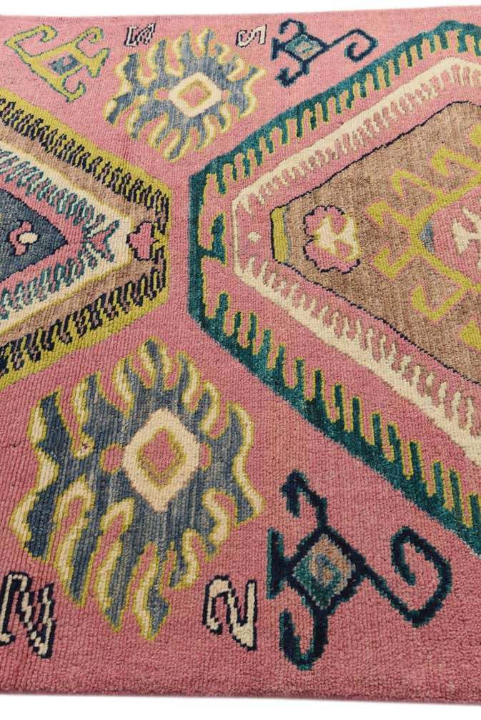 6' 5 x 9' 9 Hand Knotted Kazak Rug