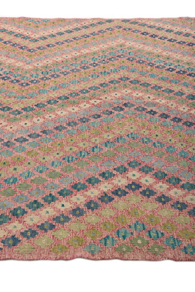 Detail image of 7' 4 x 9' 7 Hand Woven Kilim Modern Wool Rug