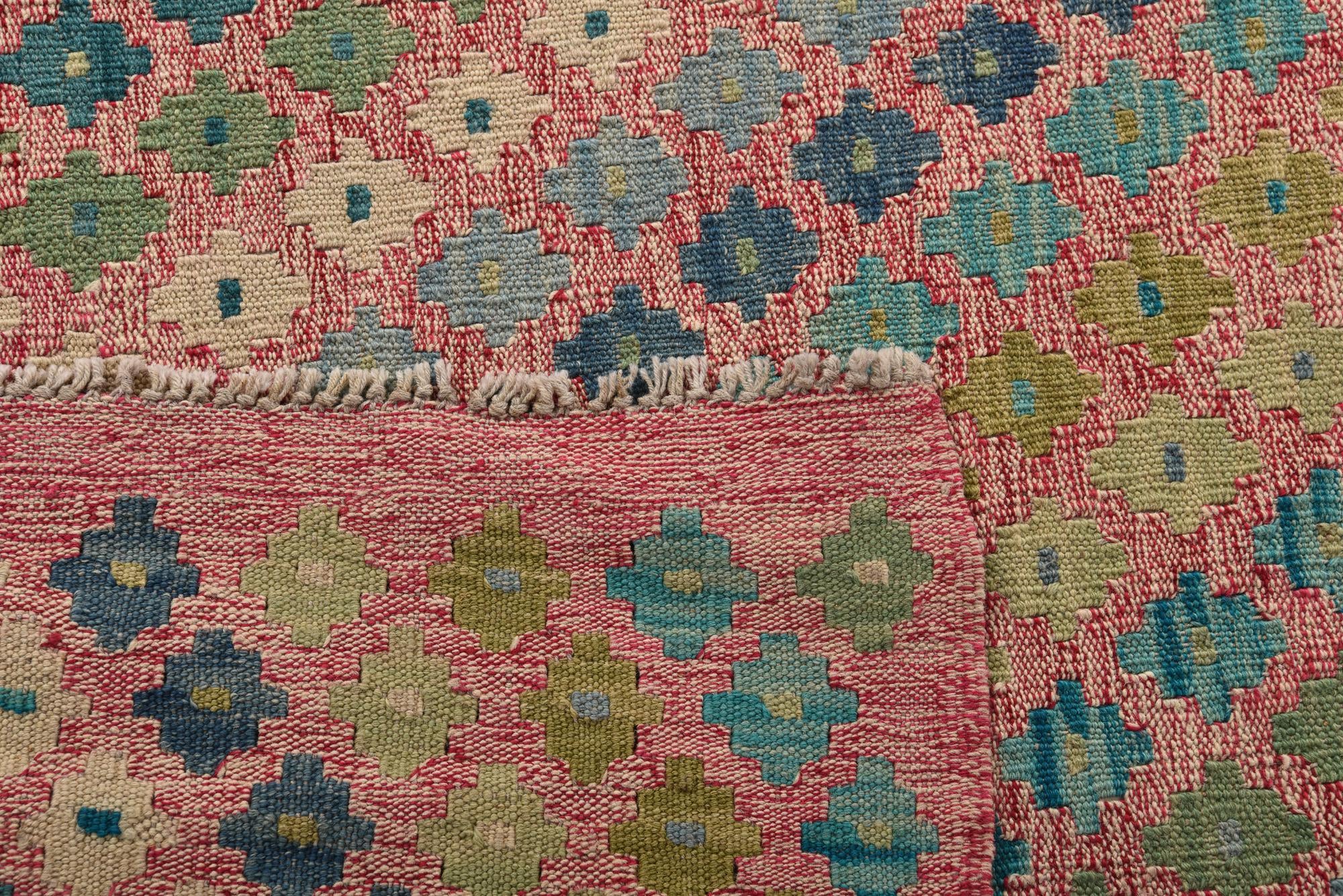 7' 4 x 9' 7 Hand Woven Kilim Modern Wool Rug