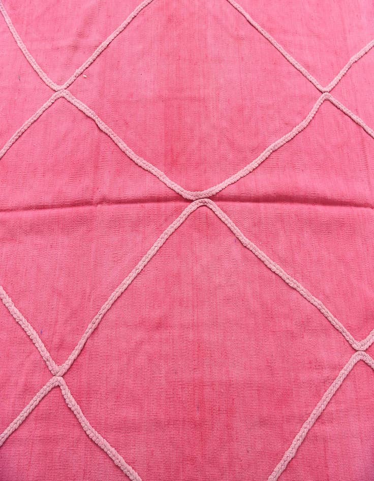 Detail image of 4' 11 x 7' 2  Hand Woven Kilim Modern Wool Rug