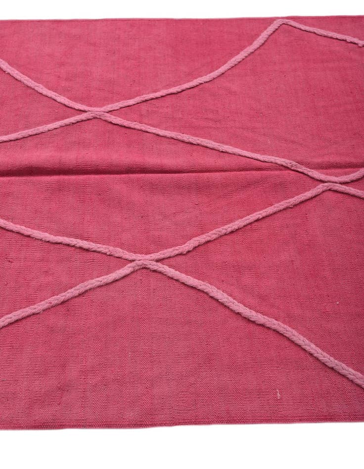 Detail image of 3' 11 x 5' 9  Hand Woven Kilim Modern Wool Rug