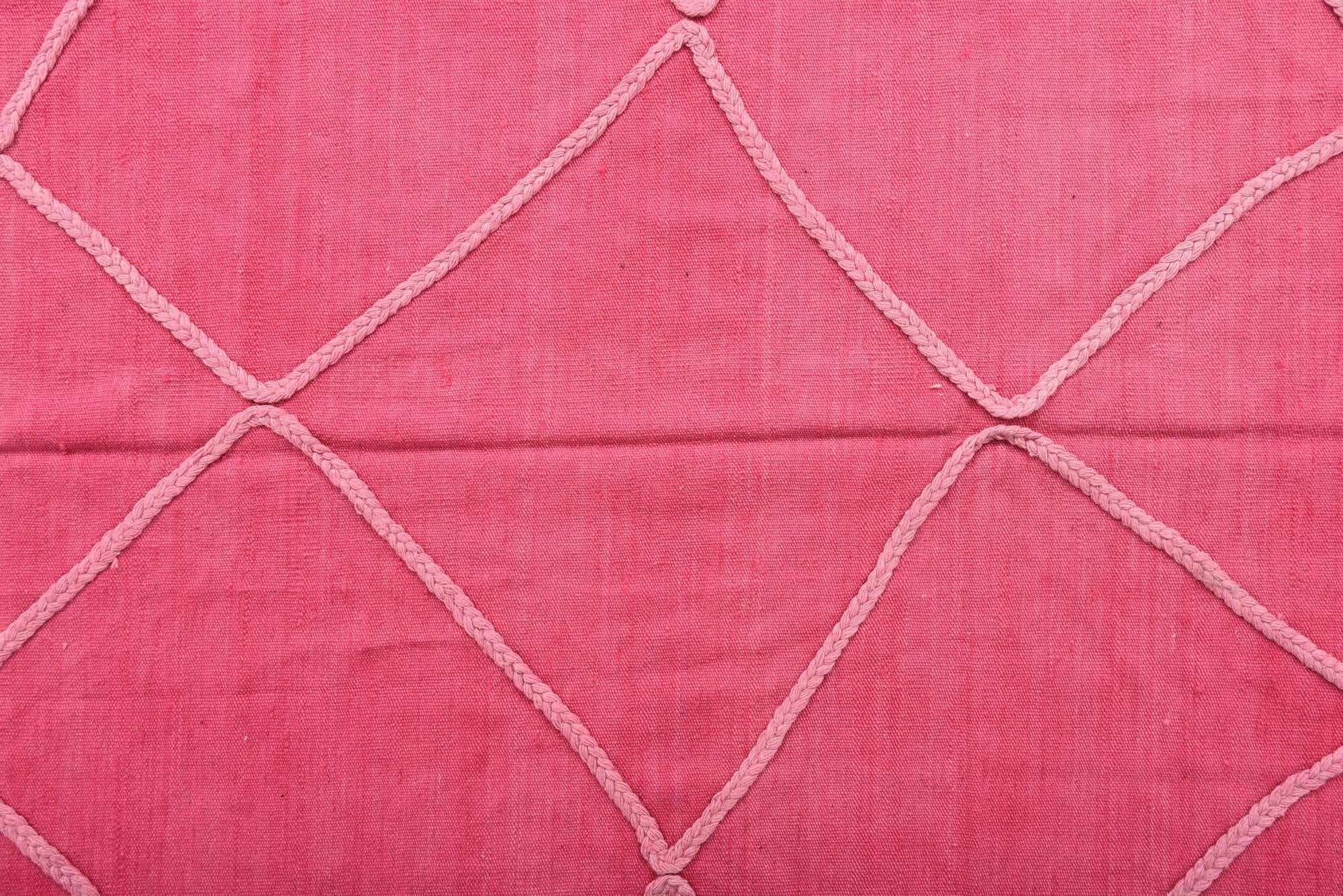 5' 6 x 8' Hand Woven Kilim Modern Wool Rug