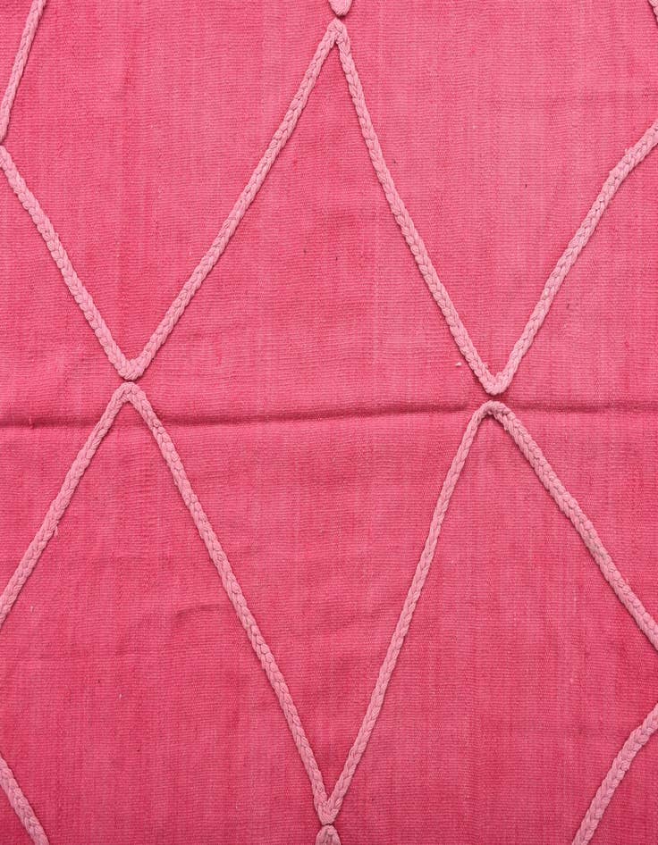 Detail image of 5' 6 x 8'  Hand Woven Kilim Modern Wool Rug