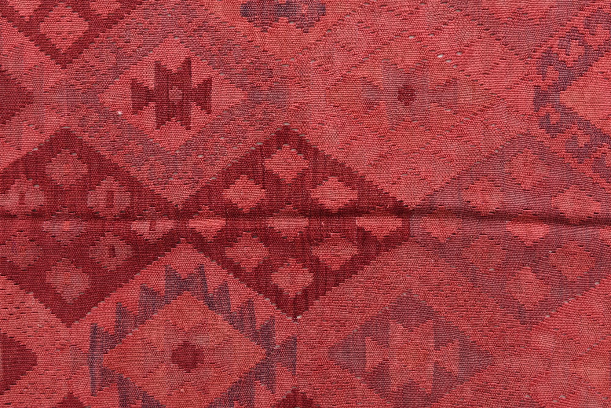 5' x 6' 5 Hand Woven Kilim Modern Wool Rug