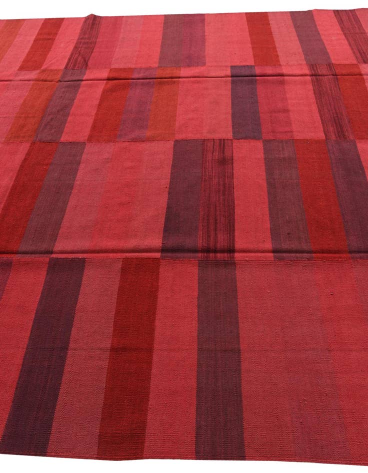 Detail image of 8' 4 x 11' 2  Hand Woven Kilim Modern Wool Rug