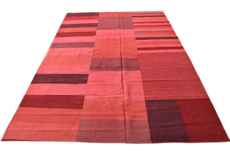 Detail image of 205cm x 280cm Hand Woven Kilim Modern Wool Rug