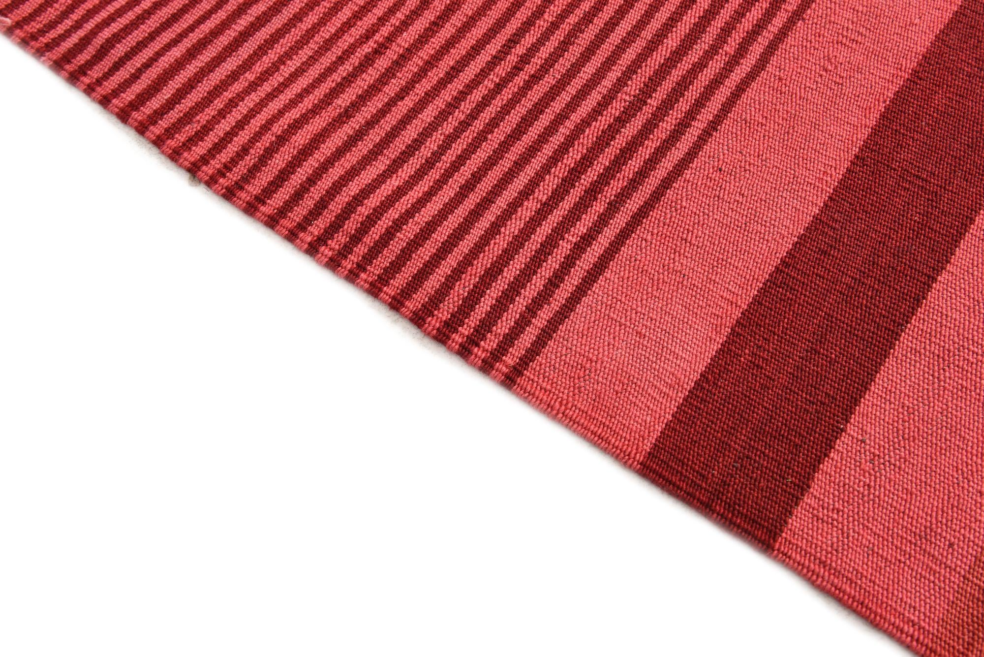 205cm x 280cm Hand Woven Kilim Modern Wool Rug