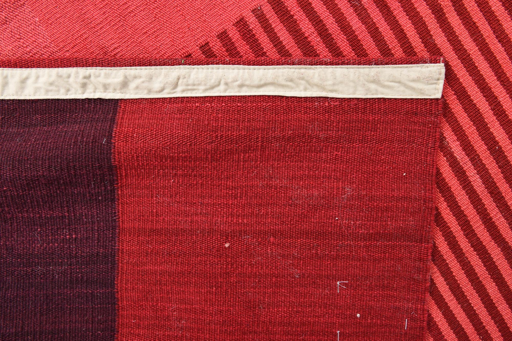 6' 8 x 9' 3 Hand Woven Kilim Modern Wool Rug