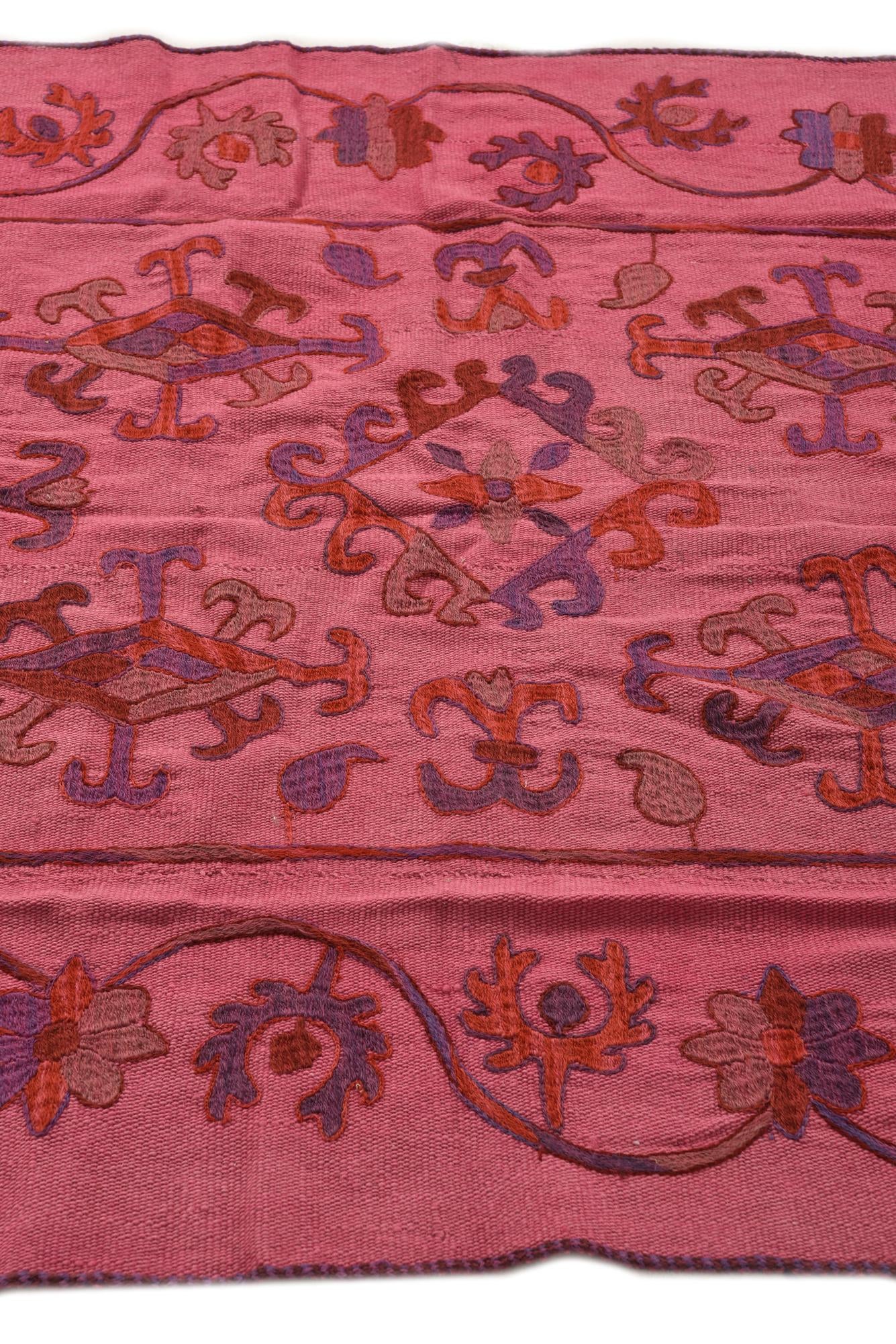 5' x 6' 7 Hand Woven Kilim Suzani Wool Rug
