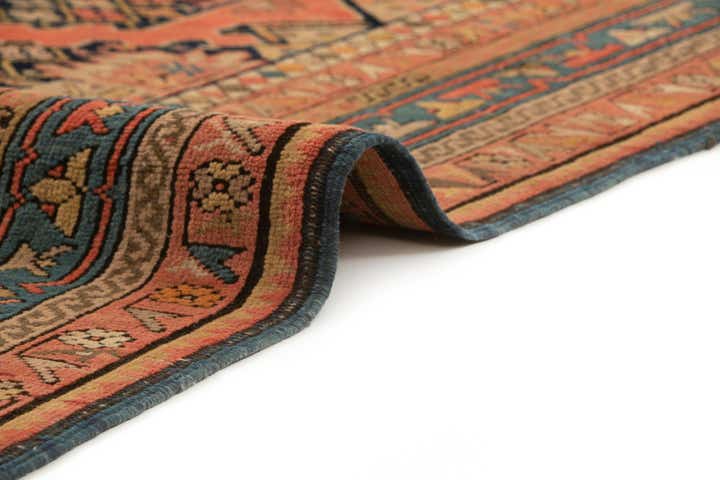 4' 6 x 9' 11 Kuba Rug
