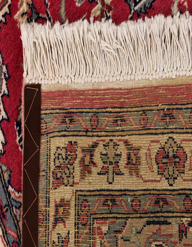 Detail image of 2' 7 x 4' 3  Hand Knotted Lahour Wool Rug