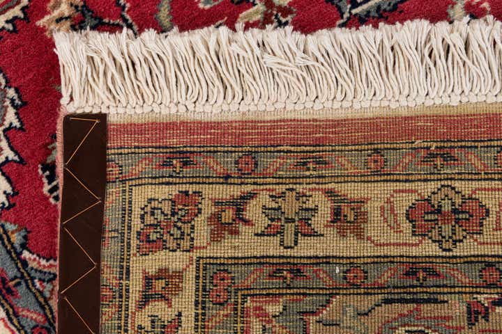 2' 7 x 4' 3 Hand Knotted Lahour Wool Rug