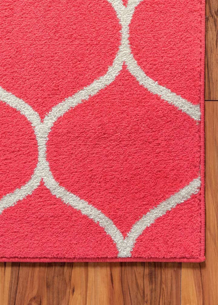 10' x 14' Lattice Frieze Rug