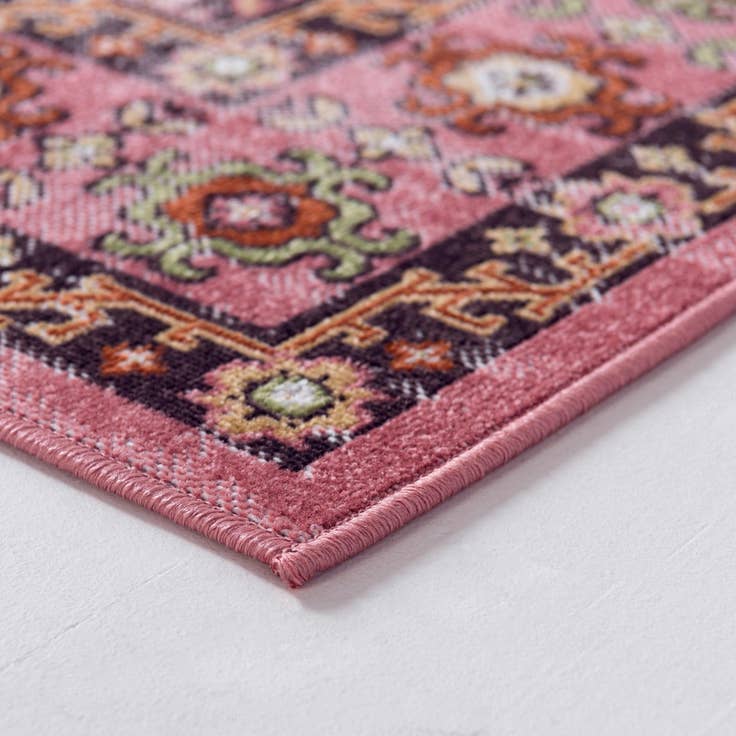 Detail image of 4' x 6' Lucerne Rug