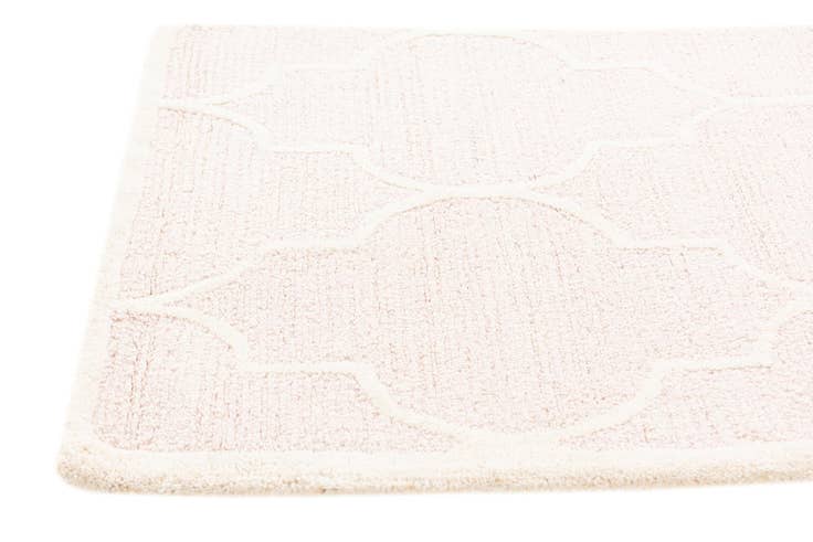 Detail image of 3' x 5' Luna Rug