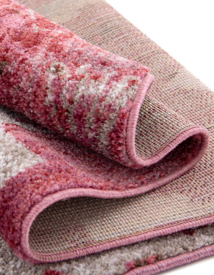 Detail image of 4' x 6' Madrid Rug