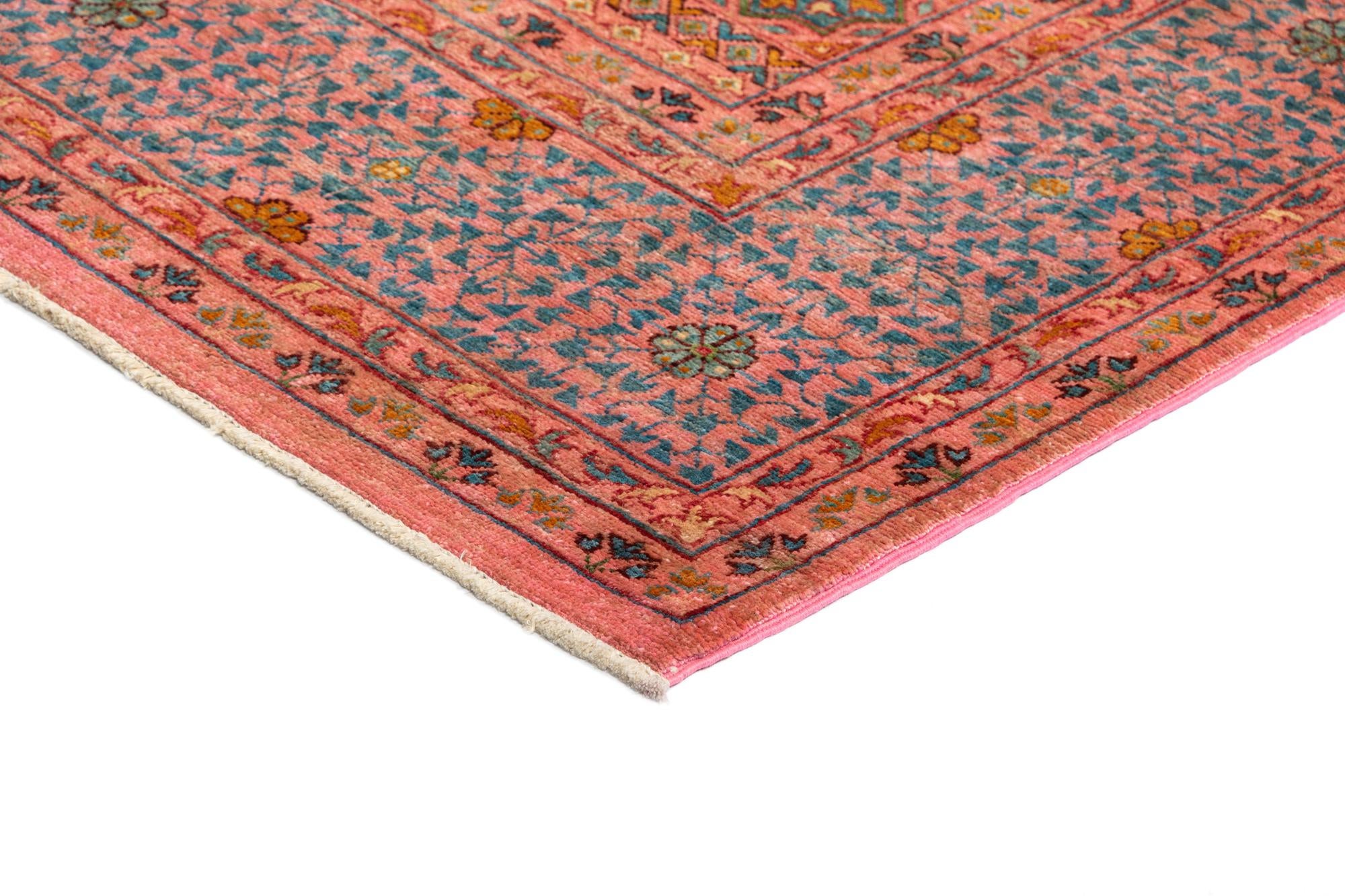 6' 11 x 10' 2 Mamluk Wool Rug