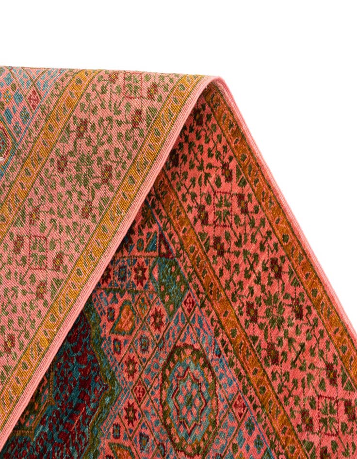 Detail image of 3' 4 x 4' 11 Mamluk Wool Rug