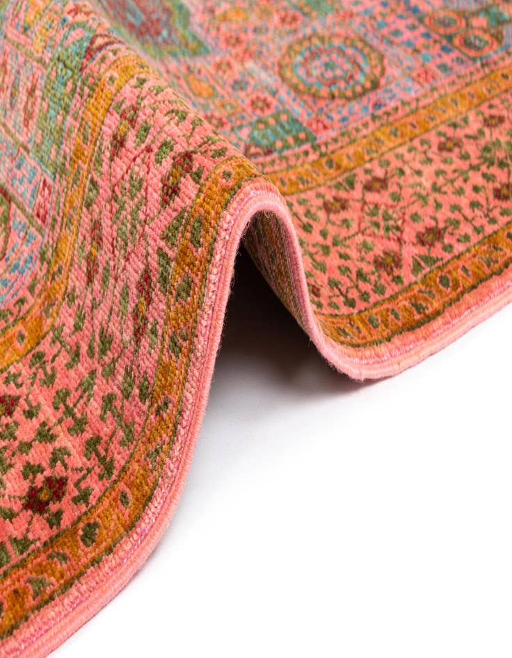 Detail image of 3' 4 x 4' 11 Mamluk Wool Rug