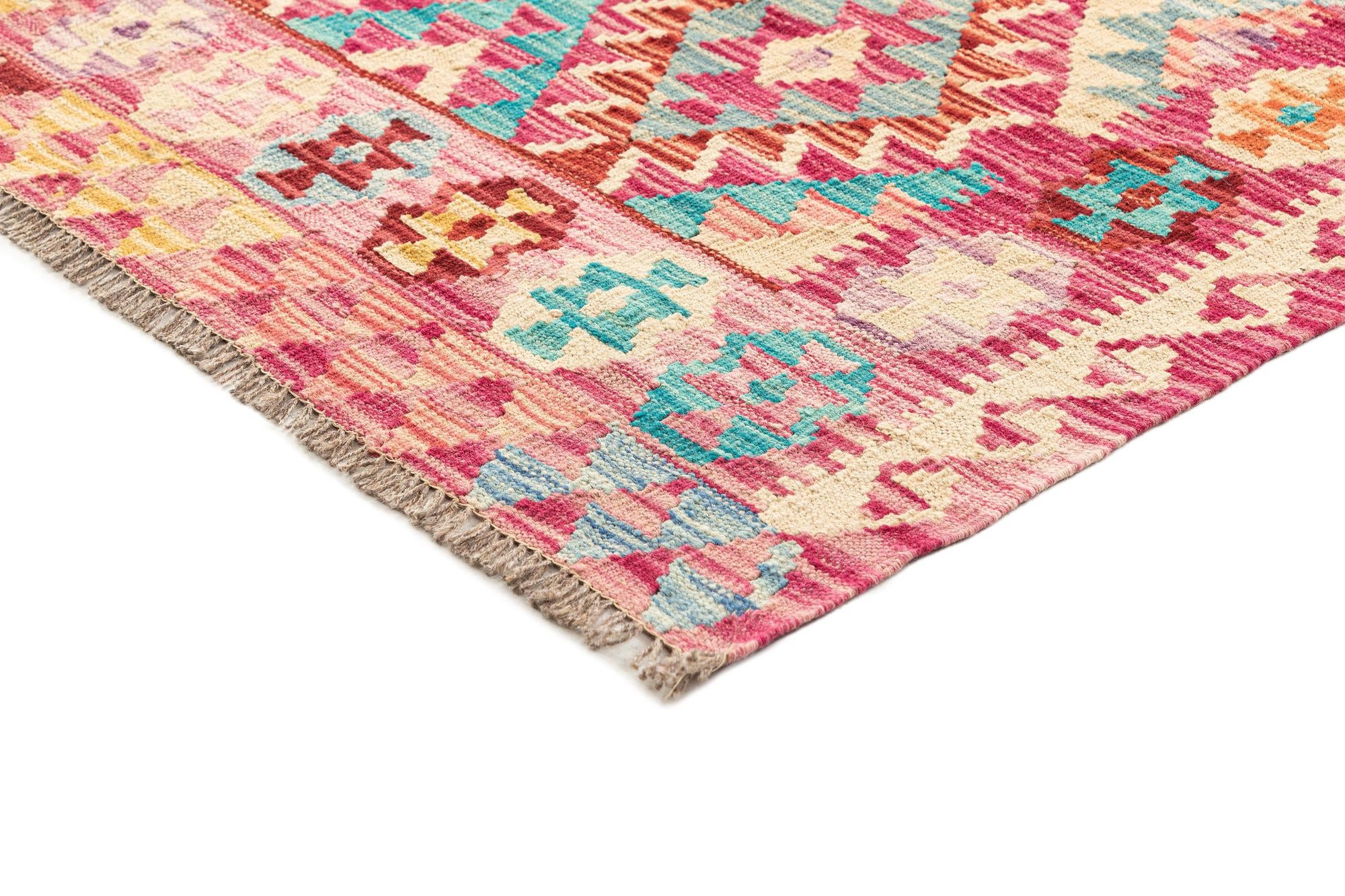 4' 11 x 6' 5 Hand Knotted Marok Kilim Rug