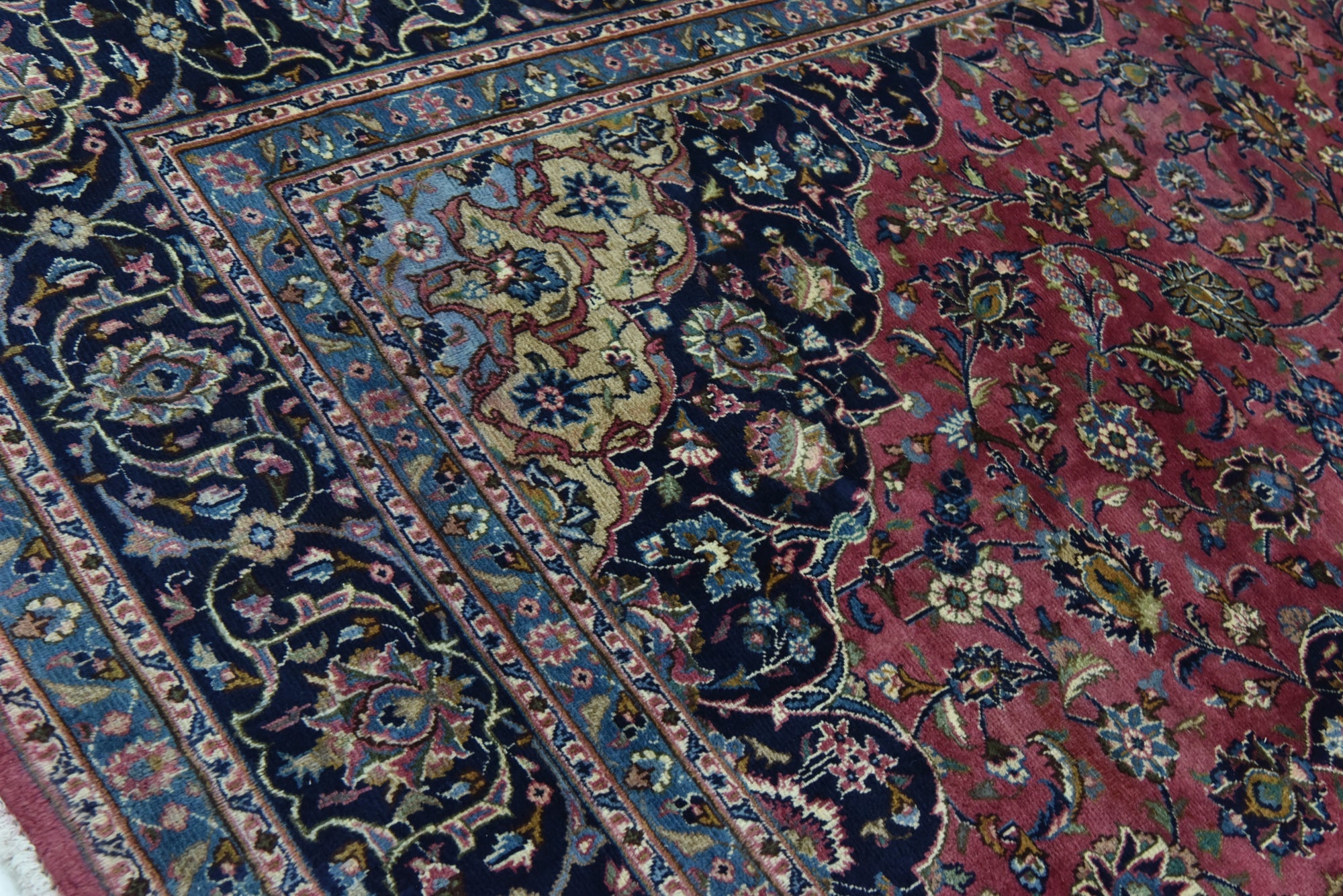 9' 7 x 12' 10 Hand Knotted Mashad Persian Wool Rug