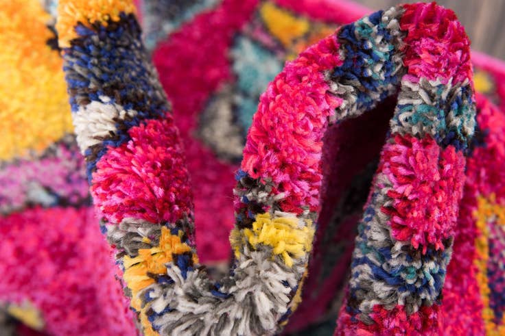 Detail image of 5' x 8' Washable Mesa Rug