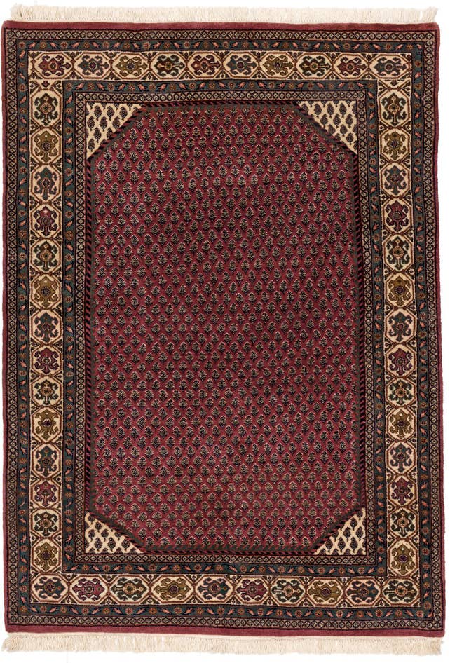 Detail image of 4' 1 x 5' 9 Mir Wool Rug