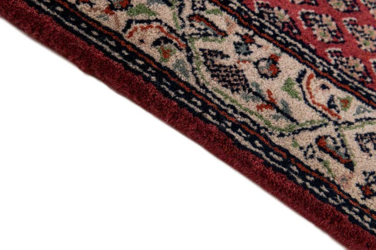 Detail image of 2' 7 x 4' 7 Hand Knotted Mir Wool Rug