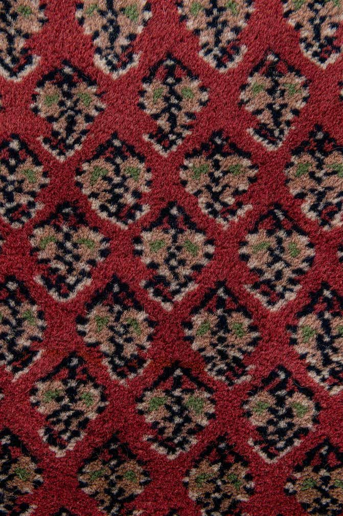 2' 7 x 4' 7 Hand Knotted Mir Wool Rug