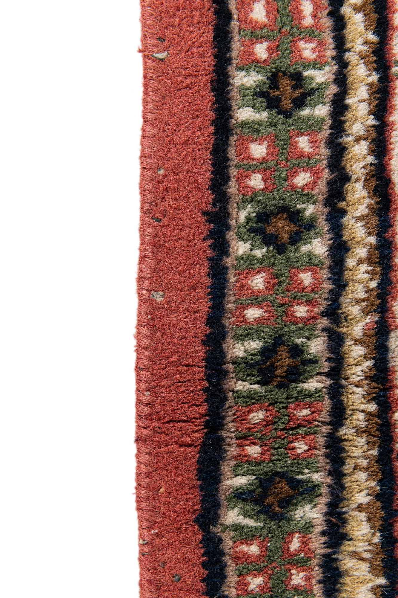 3' 11 x 6' Hand Knotted Mir Wool Rug