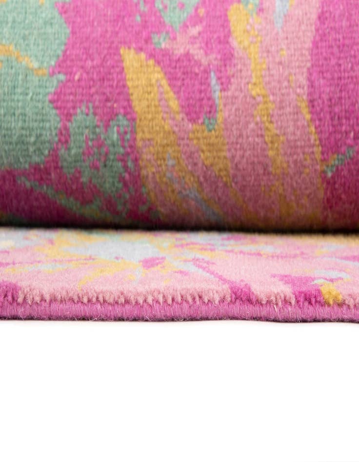 Detail image of 7' 8 x 9' 10 Modern Himalaya Wool Rug