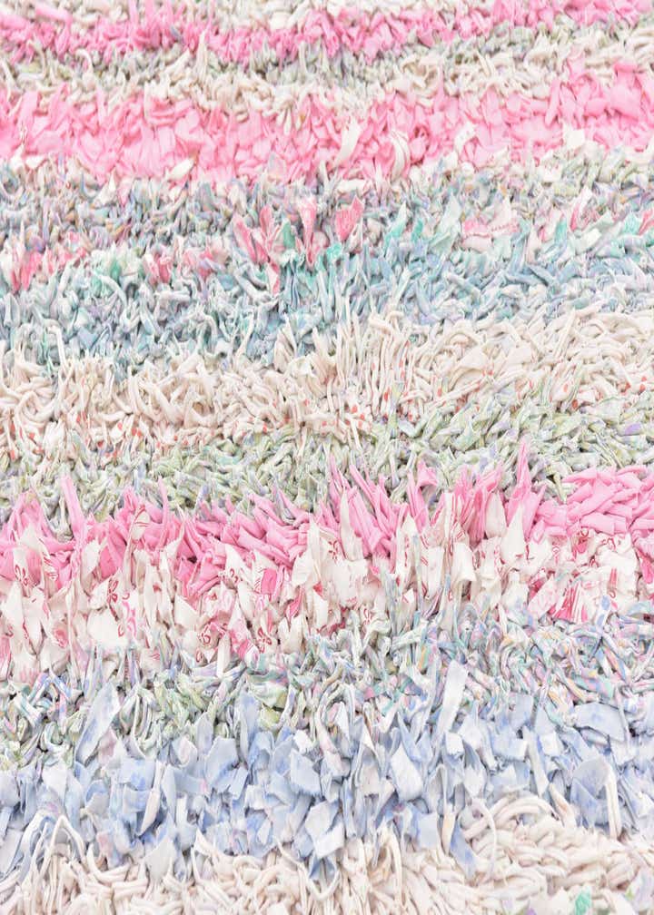 4' 6 x 8' Hand Knotted Moroccan Wool Rug