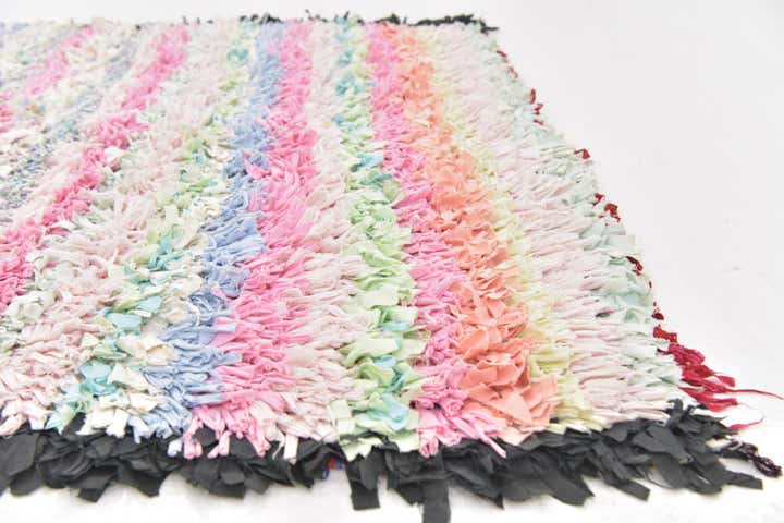 4' 6 x 8' Hand Knotted Moroccan Wool Rug