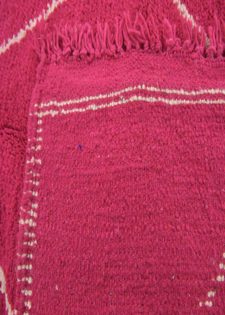 5' x 8' 5 Hand Knotted Moroccan Wool Rug