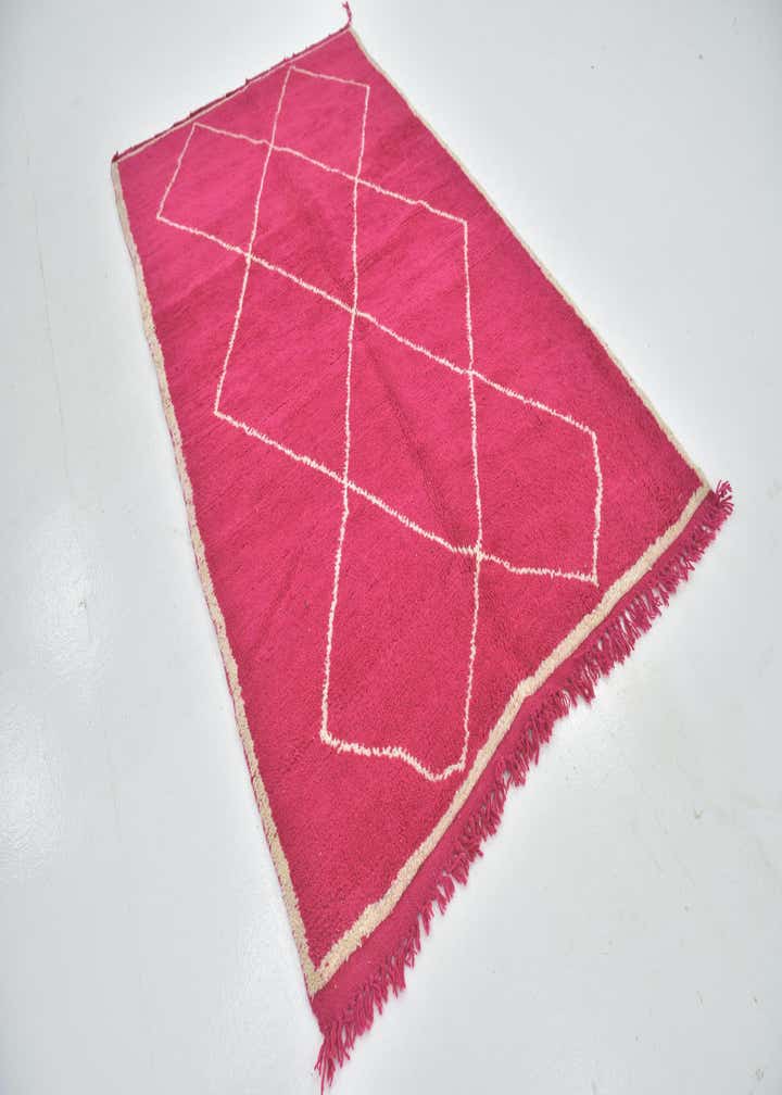 5' x 8' 5 Hand Knotted Moroccan Wool Rug