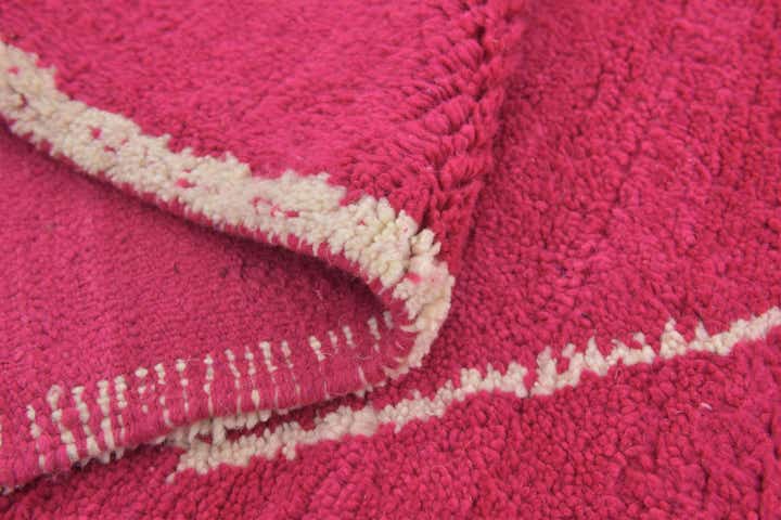 5' x 8' 5 Hand Knotted Moroccan Wool Rug