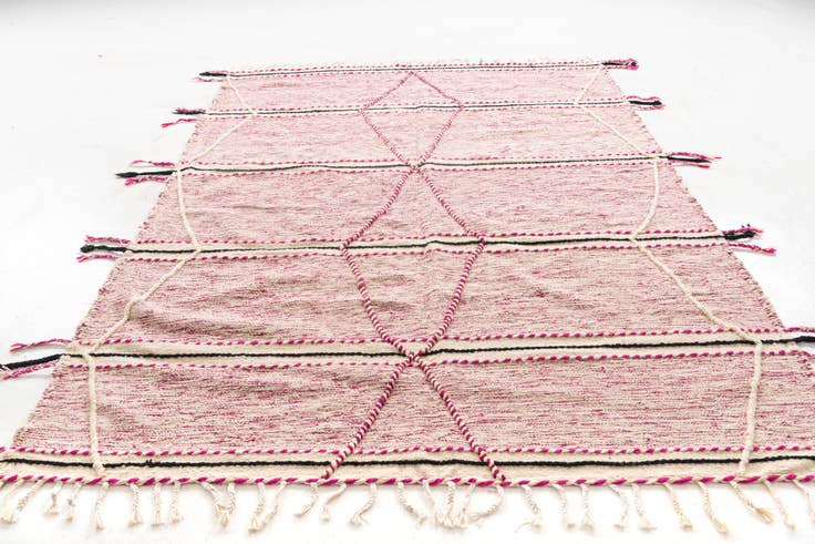 Detail image of 6' 10 x 9' 7 Hand Knotted Moroccan Wool Rug