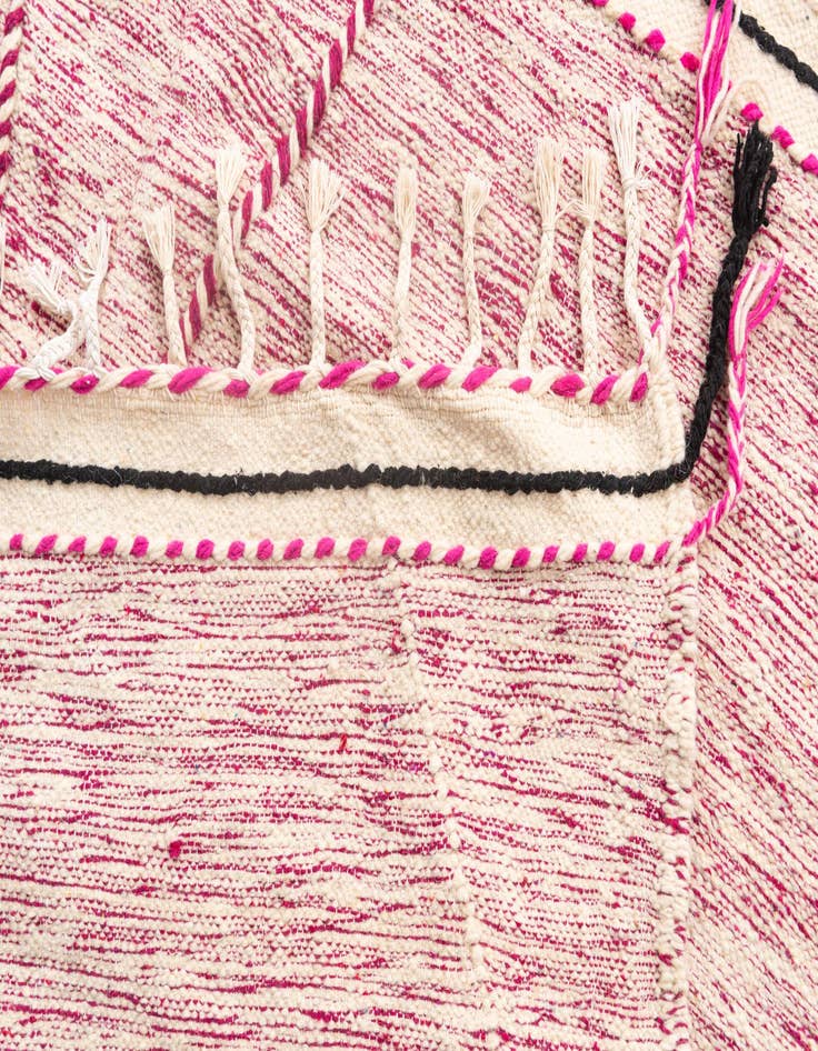 Detail image of 6' 10 x 9' 7  Hand Knotted Moroccan Wool Rug