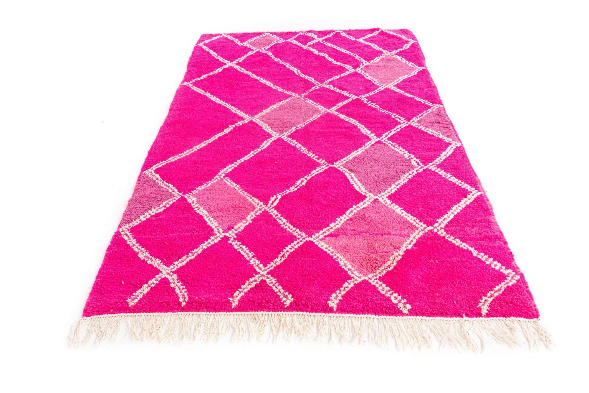 5' x 8' 2 Hand Knotted Moroccan Wool Rug