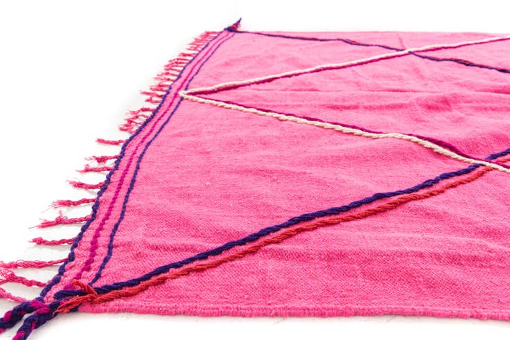 Detail image of 6' 7 x 9' 10 Hand Knotted Moroccan Wool Rug