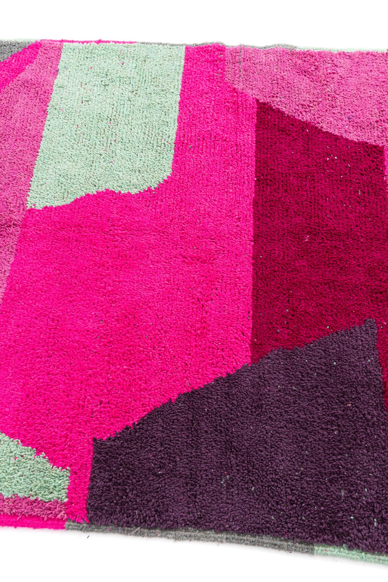5' 2 x 8' 3 Hand Knotted Moroccan Wool Rug