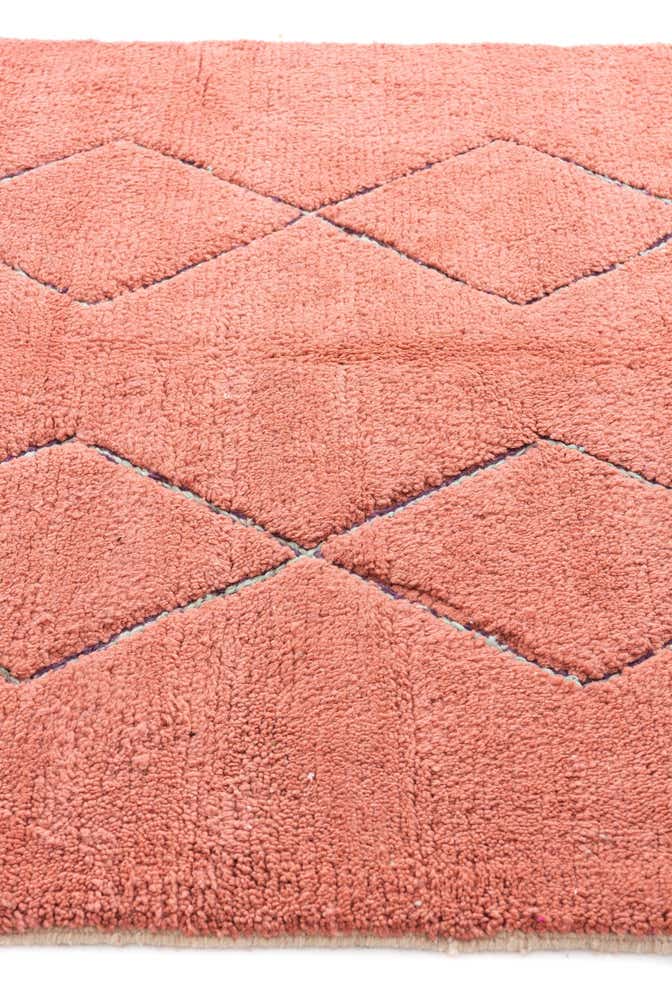 5' 9 x 8' 5 Hand Knotted Moroccan Wool Rug
