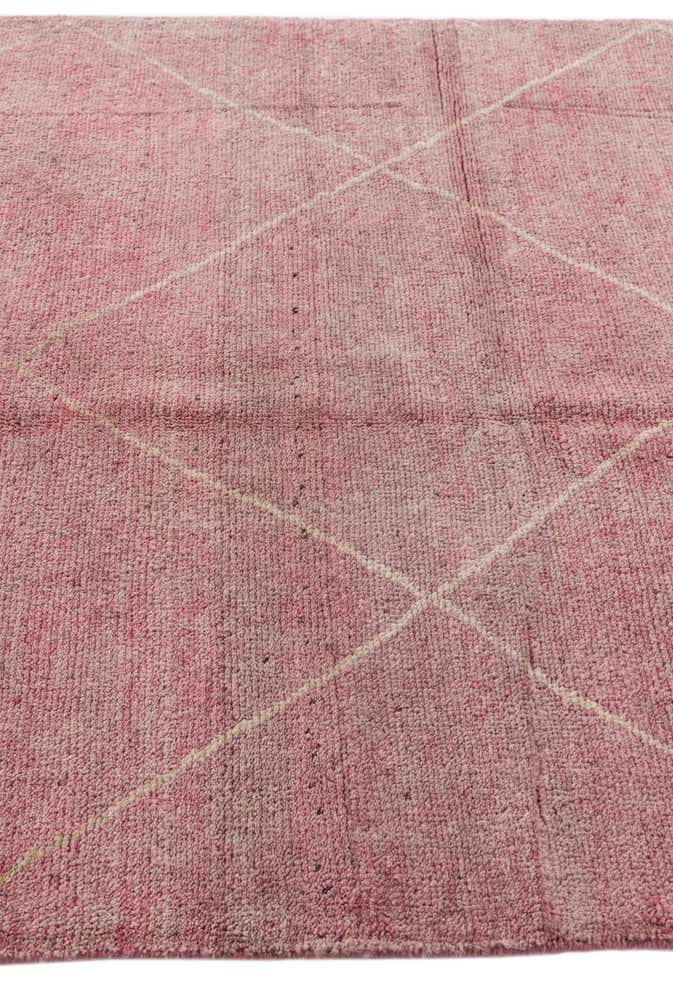 4' 9 x 6' 7 Hand Knotted Moroccan Wool Rug